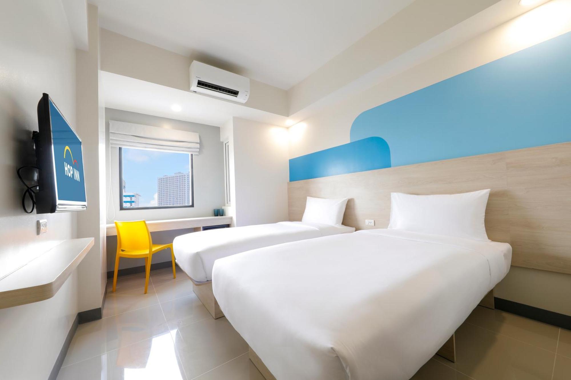 Hop Inn Hotel Iloilo Exteriör bild
